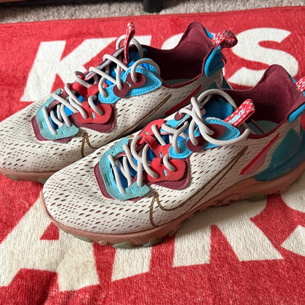 Nike Men’s React Vision Sneakers